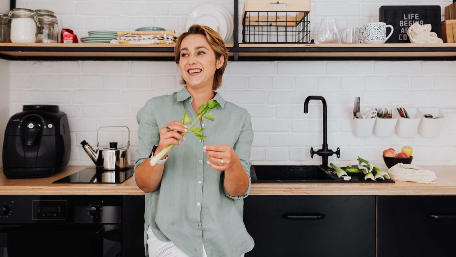 Fritadeira elétrica ou a gás: qual escolher para usar em casa?