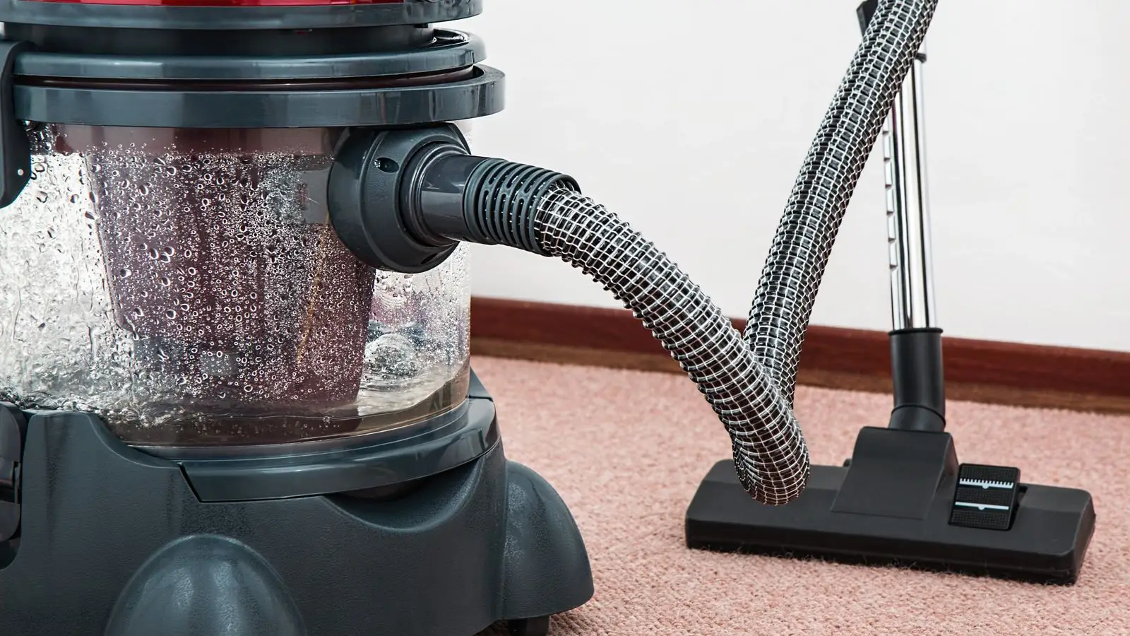 Como escolher entre aspirador de pó e água WAP ou Electrolux